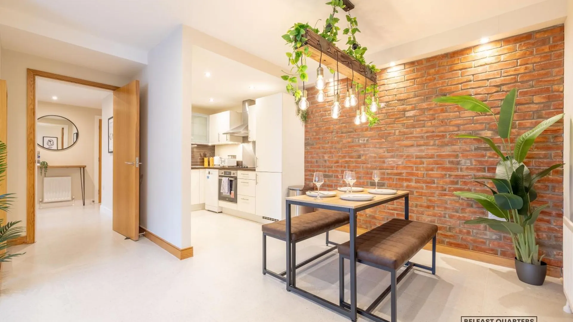 Belfast Quarters- 5Th Floor Gem! 아파트 영국